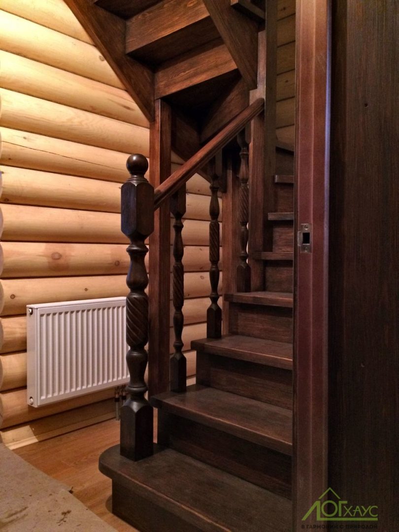 Изготовление и монтаж деревянной лестницы для дома